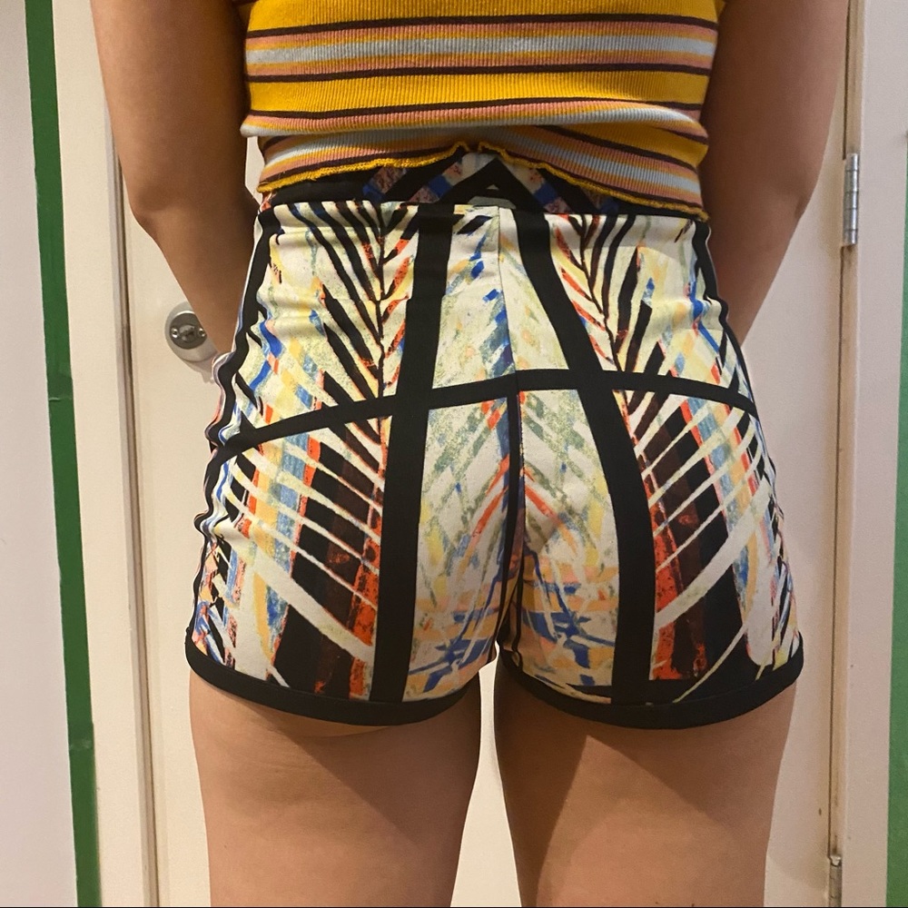Material Girl High Rise Shorts - Picture 5 of 5